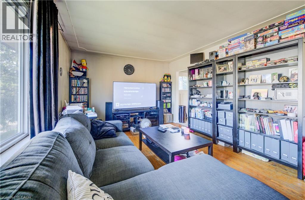 263 HIGHLAND Road W thumbnail 21