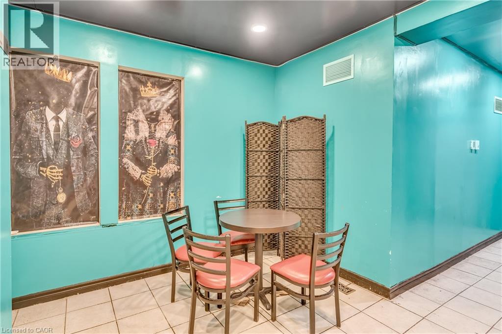 612 KING Street E thumbnail 21