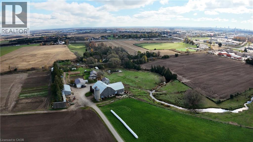 926 KING Street N thumbnail 5