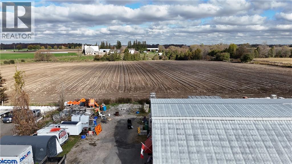 926 KING Street N thumbnail 20