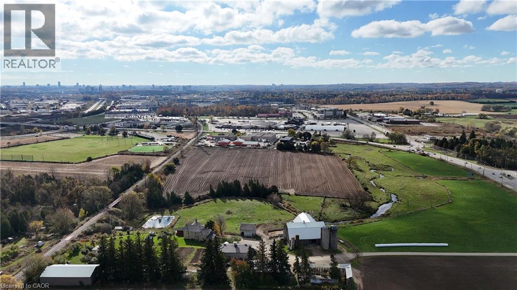 926 KING Street N thumbnail 14