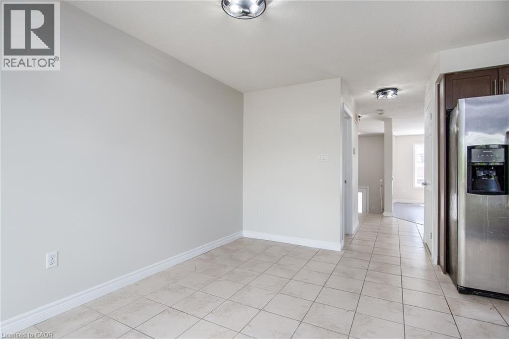 70 WILLOWRUN Drive Unit# J-3 thumbnail 13