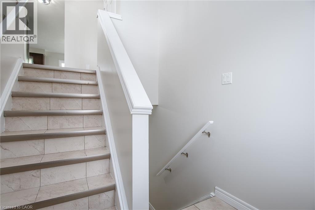 70 WILLOWRUN Drive Unit# J-3 thumbnail 16