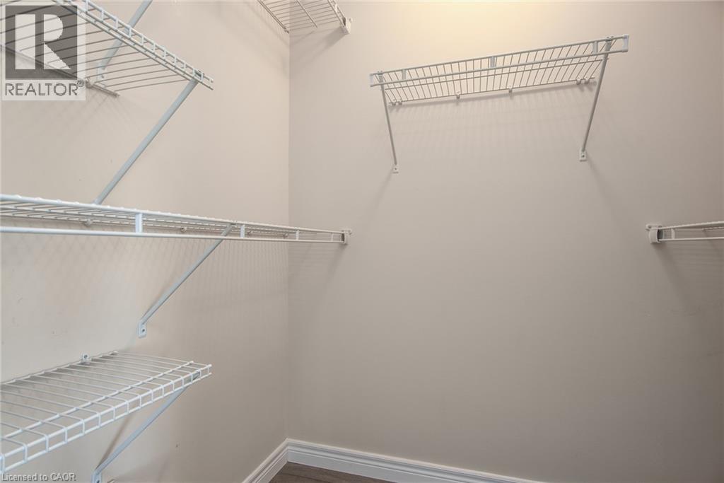 70 WILLOWRUN Drive Unit# J-3 thumbnail 19