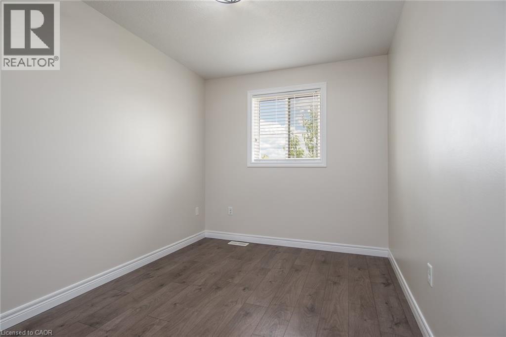 70 WILLOWRUN Drive Unit# J-3 thumbnail 22