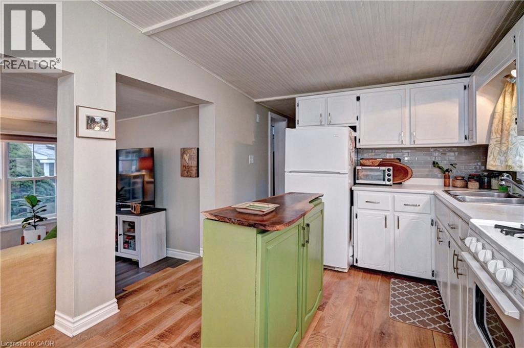 580 BEAVER CREEK Road Unit# 223 thumbnail 18