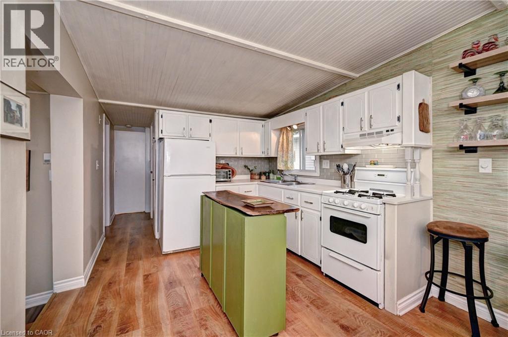 580 BEAVER CREEK Road Unit# 223 thumbnail 19