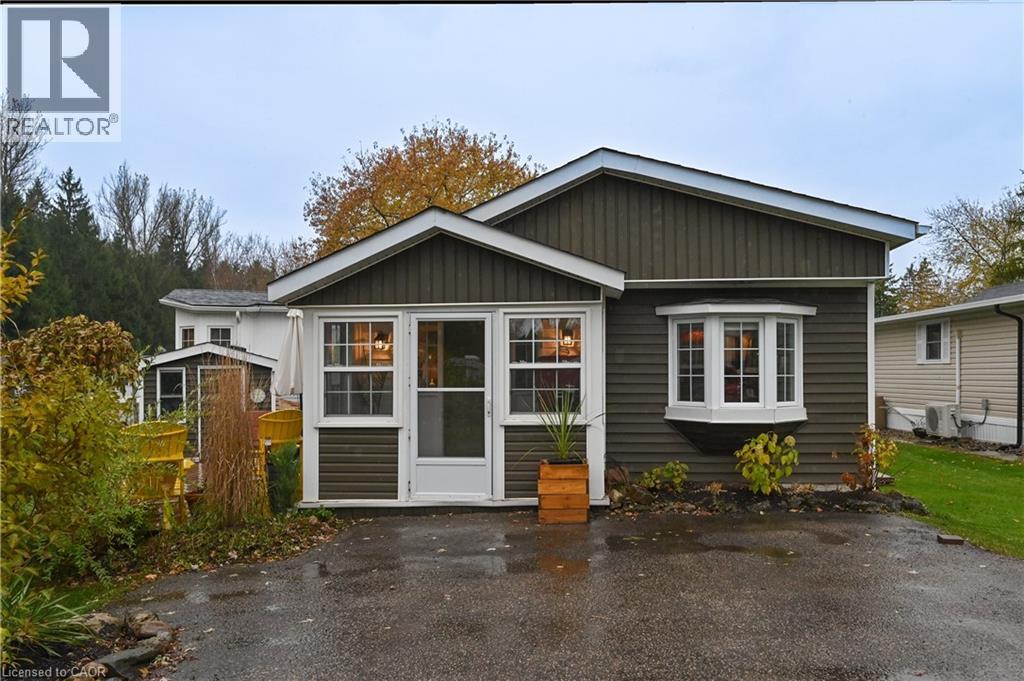 580 BEAVER CREEK Road Unit# 223 thumbnail 38