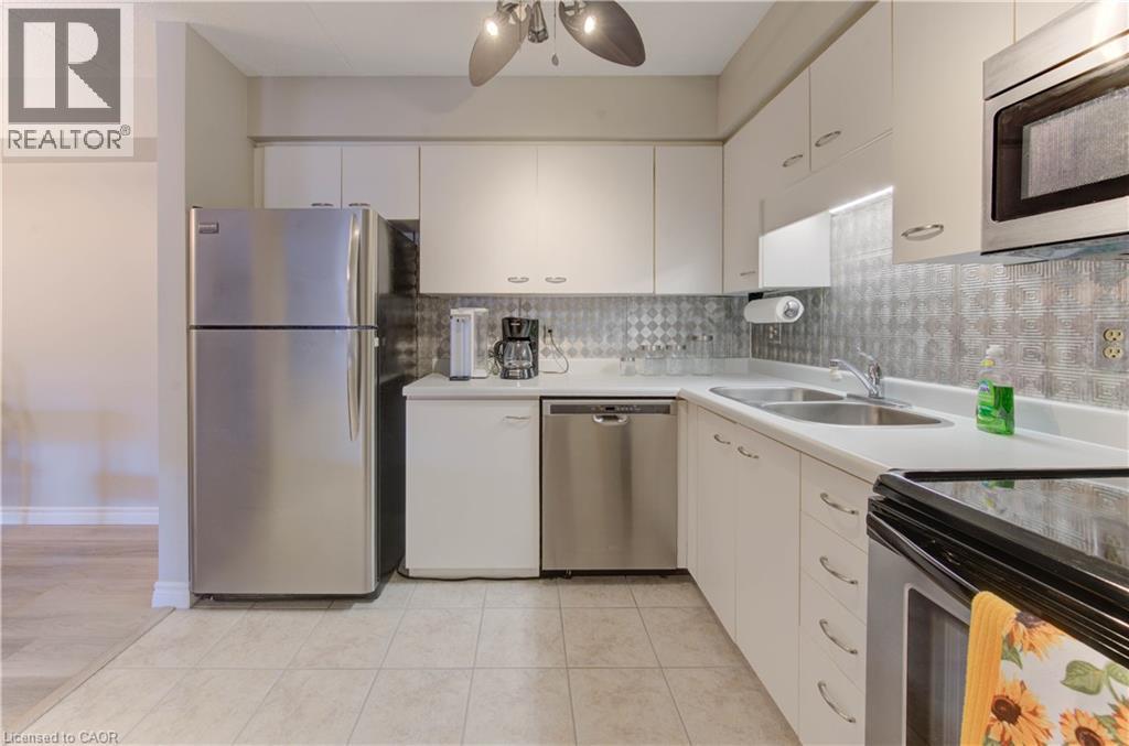 3085 KINGSWAY Drive Unit# 27 thumbnail 15