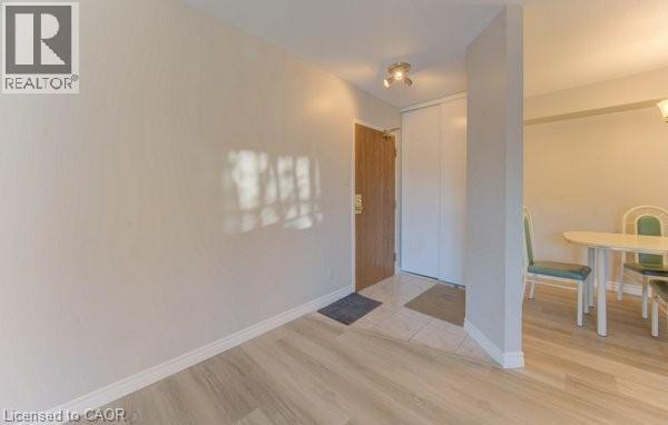 3085 KINGSWAY Drive Unit# 27 thumbnail 5