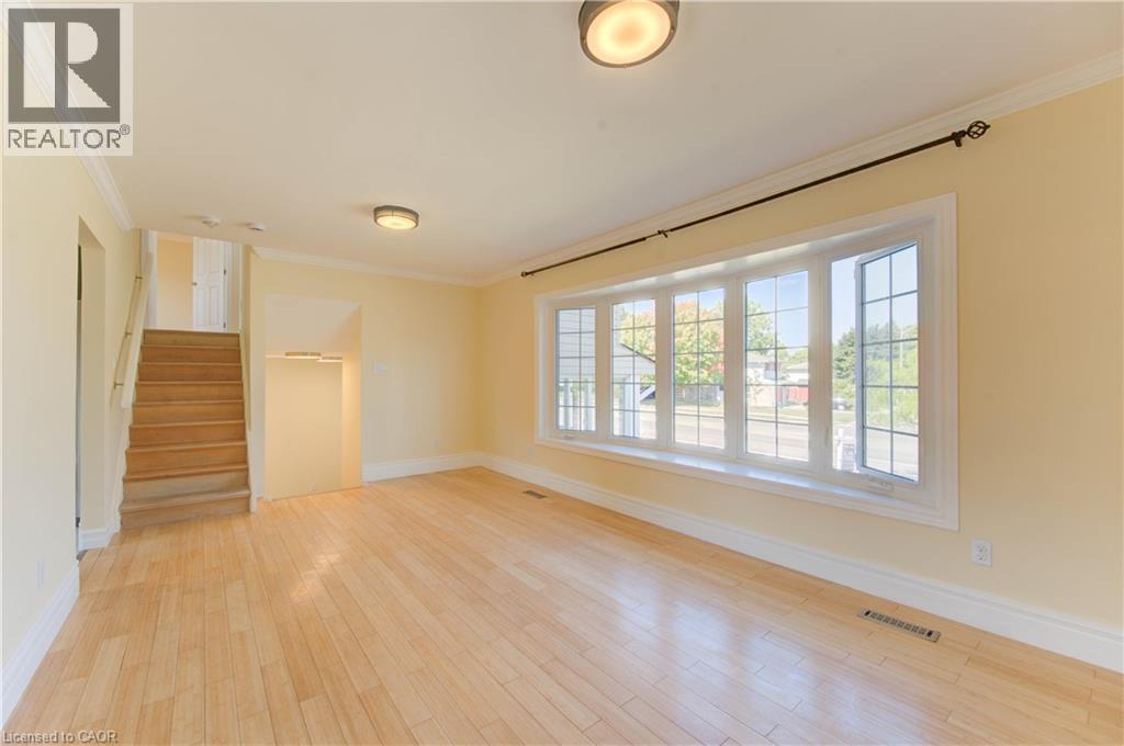 1493 QUEENS Boulevard thumbnail 11