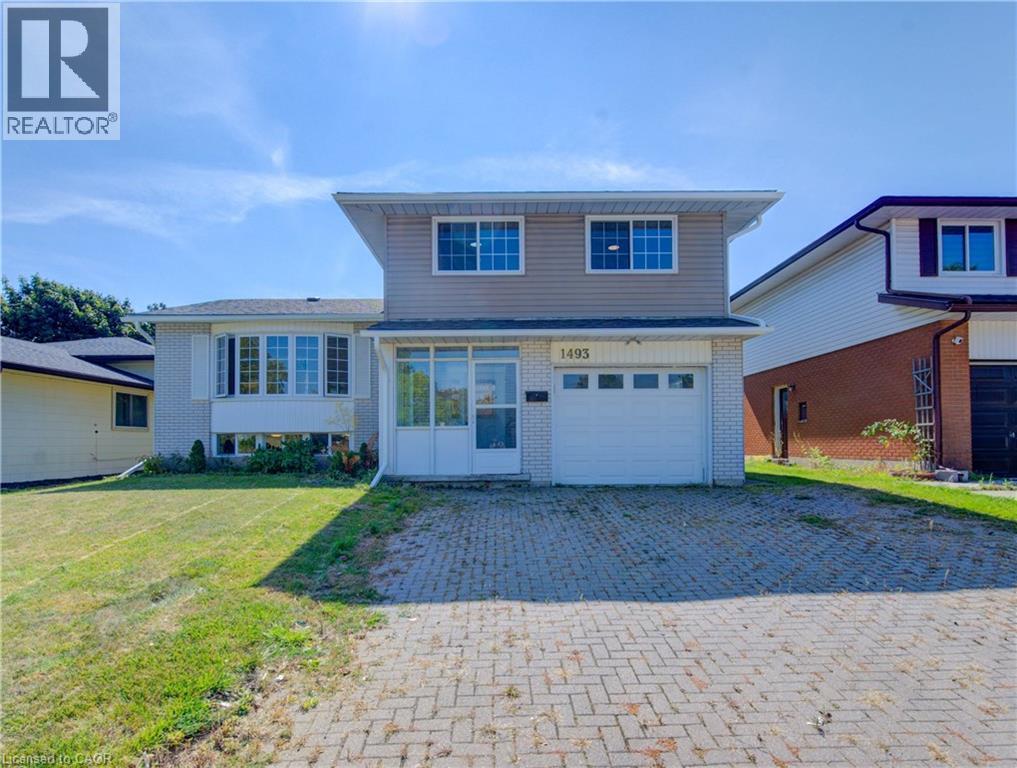 1493 QUEENS Boulevard thumbnail 2