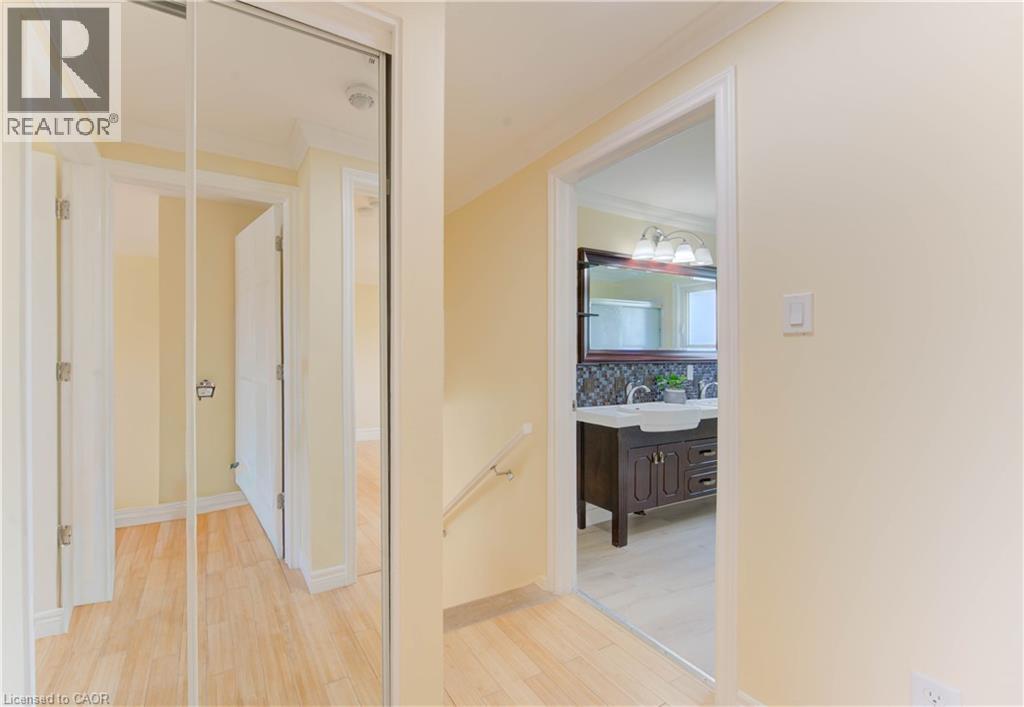 1493 QUEENS Boulevard thumbnail 27