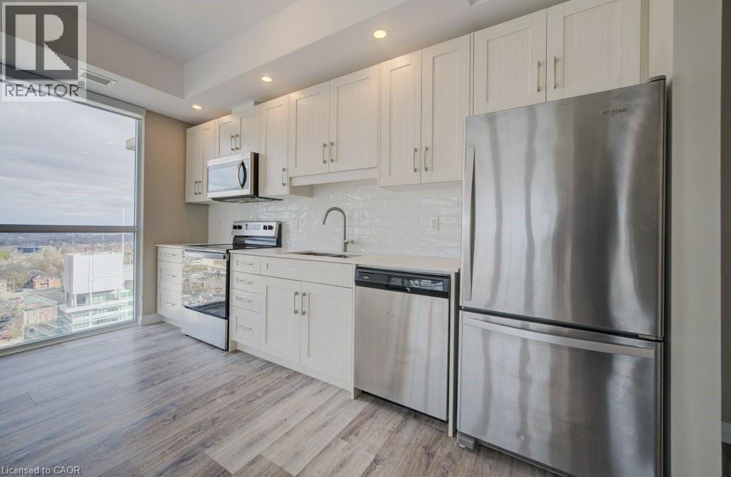 60 CHARLES Street W Unit# 2210 thumbnail 17