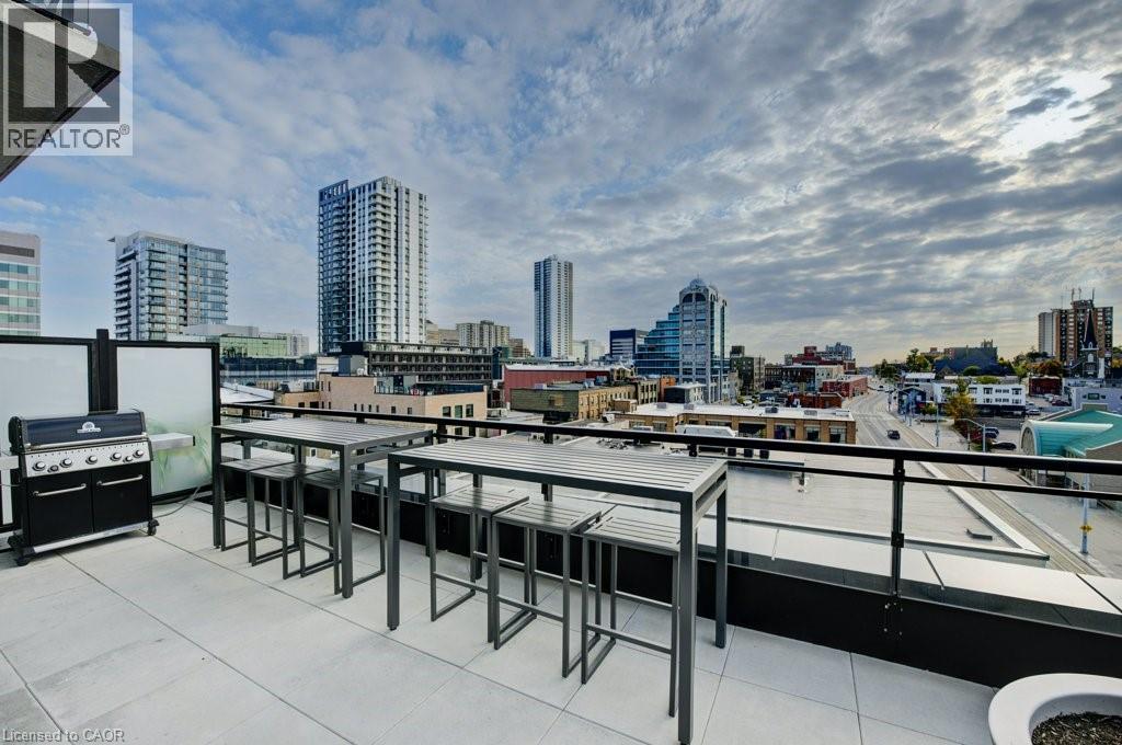 60 CHARLES Street W Unit# 2210 thumbnail 37