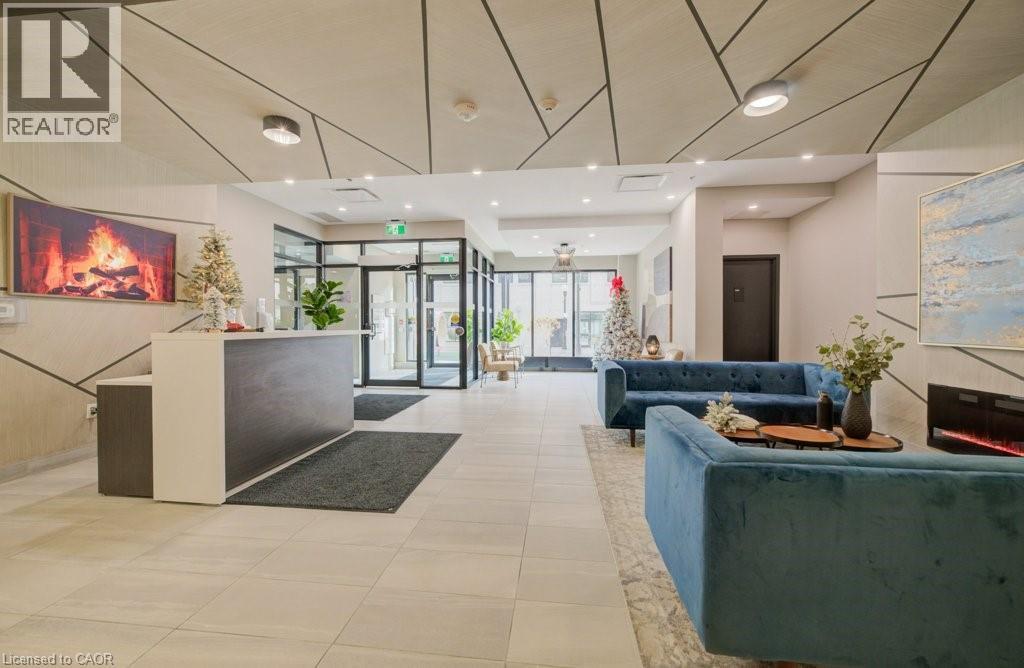 60 CHARLES Street W Unit# 2210 thumbnail 4