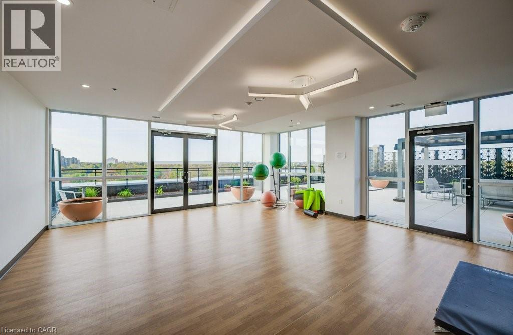 60 CHARLES Street W Unit# 2210 thumbnail 44