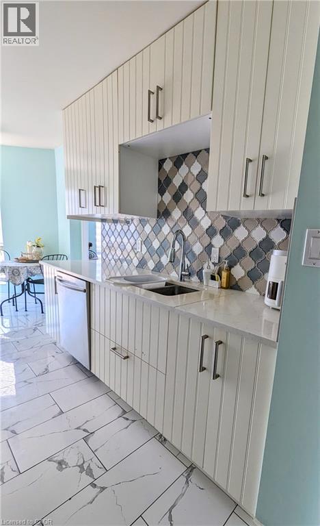 300 KEATS Way Unit# 407 thumbnail 20