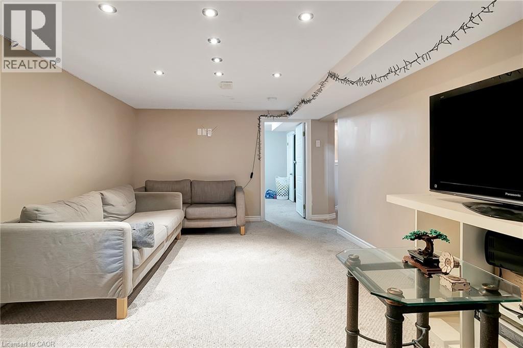 1392 DOON VILLAGE Road thumbnail 17