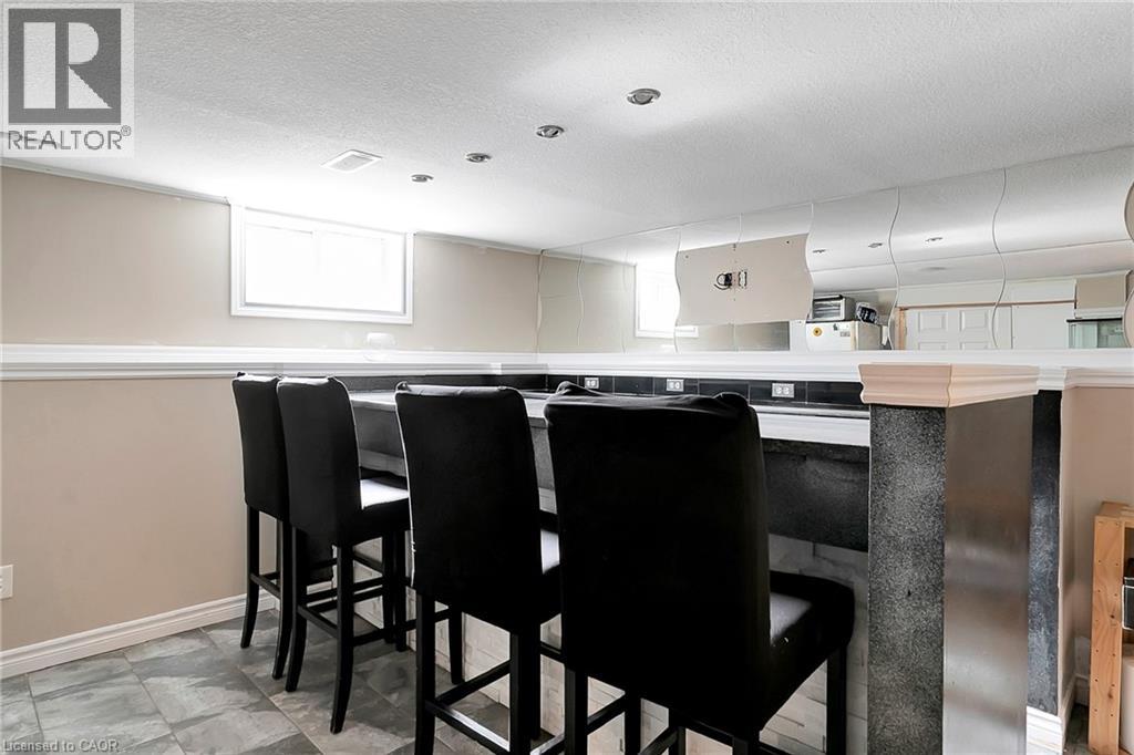 1392 DOON VILLAGE Road thumbnail 18