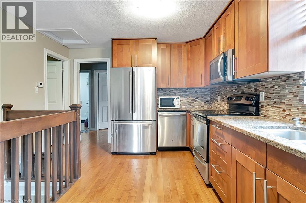 1392 DOON VILLAGE Road thumbnail 9