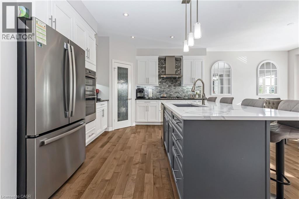 56 SMITH'S CREEK Drive thumbnail 11