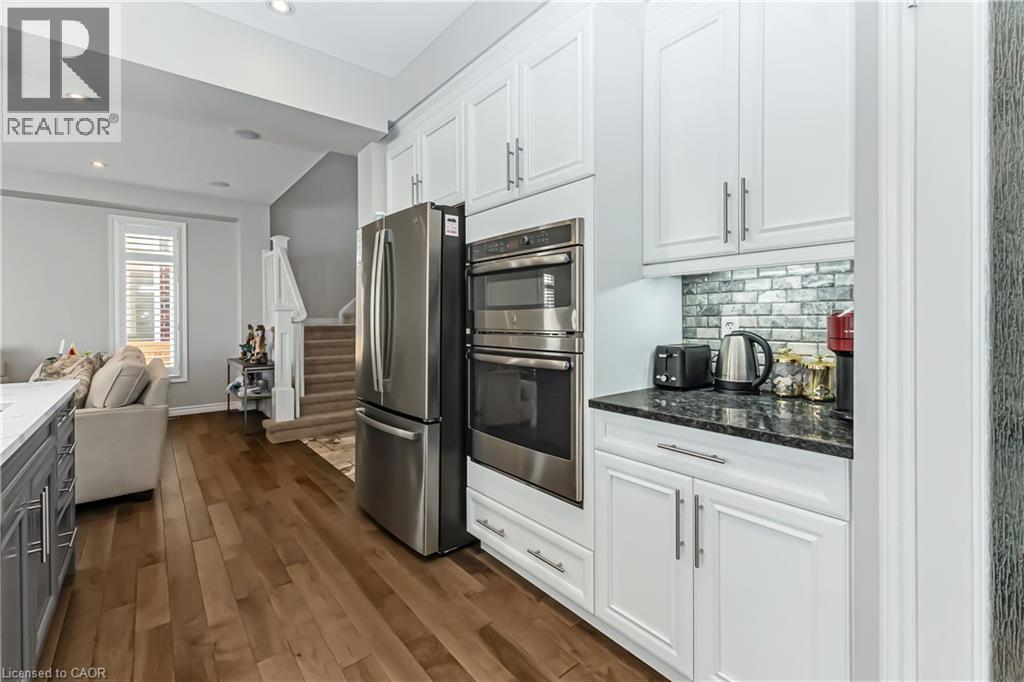 56 SMITH'S CREEK Drive thumbnail 14