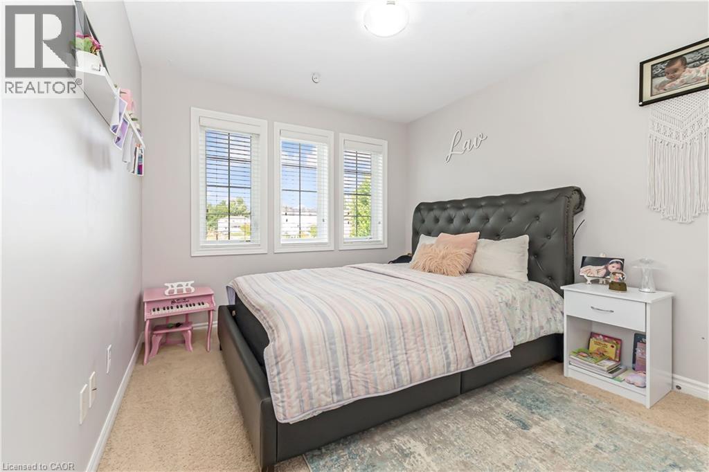 56 SMITH'S CREEK Drive thumbnail 33