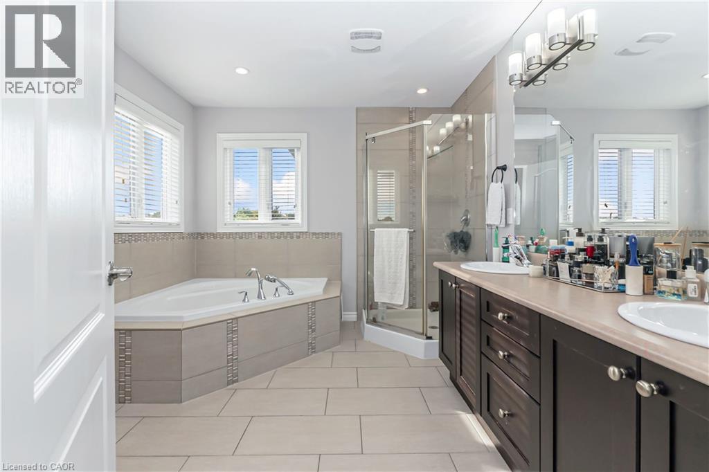 56 SMITH'S CREEK Drive thumbnail 38