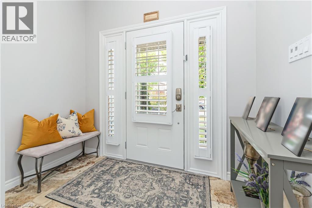 56 SMITH'S CREEK Drive thumbnail 4