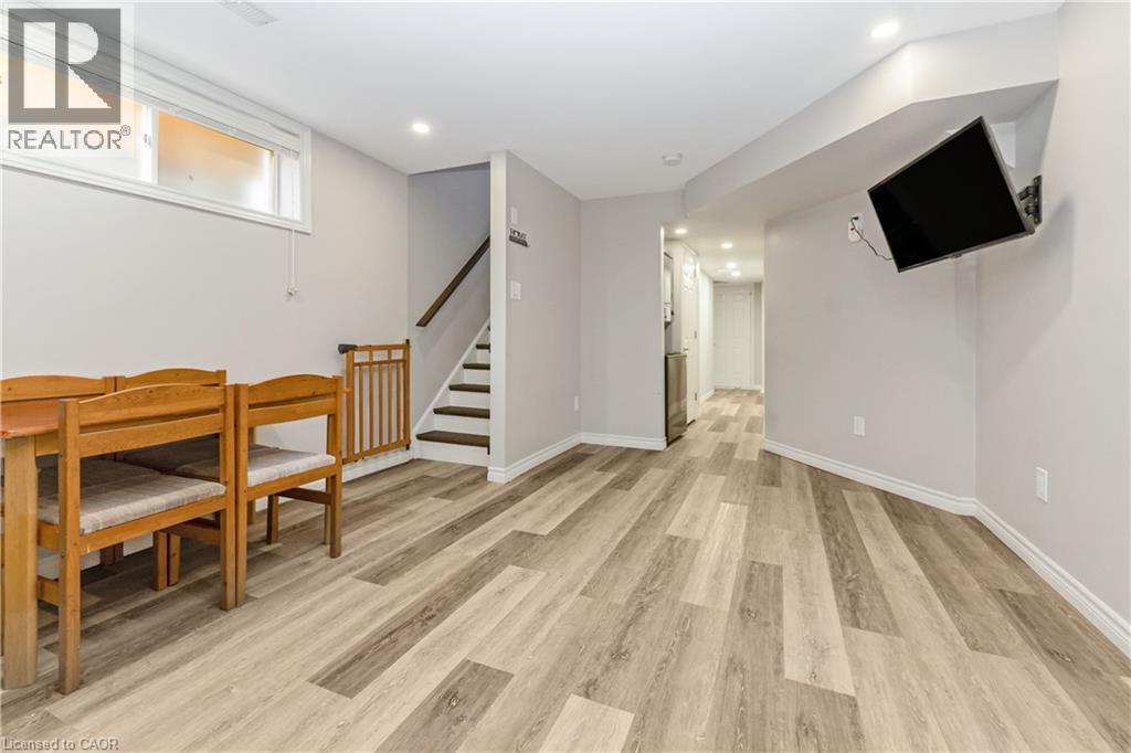 56 SMITH'S CREEK Drive thumbnail 42