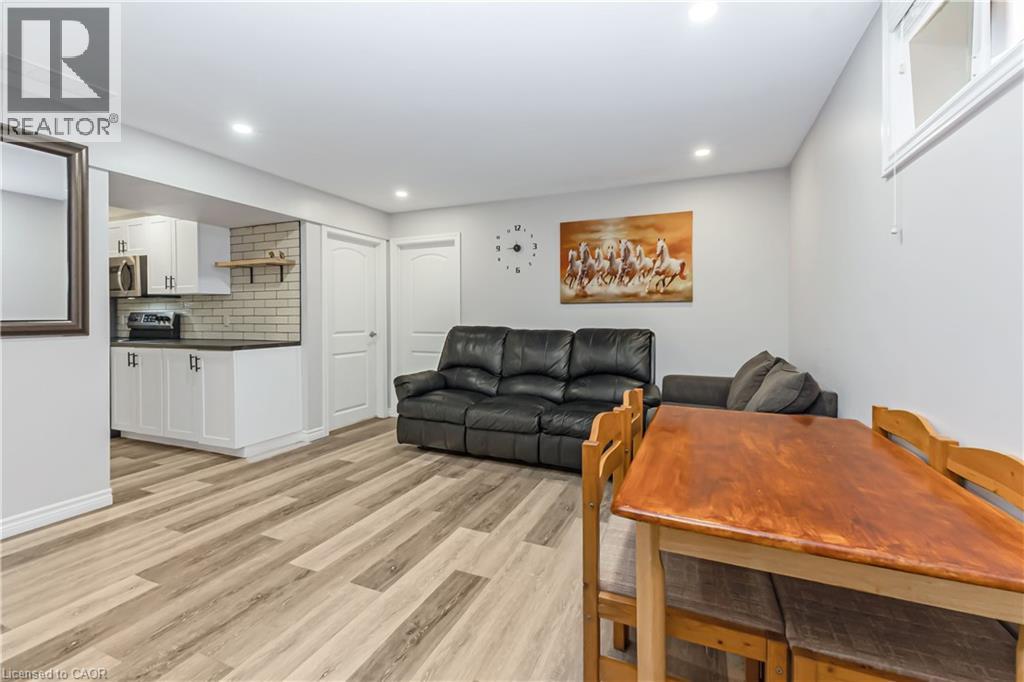 56 SMITH'S CREEK Drive thumbnail 43