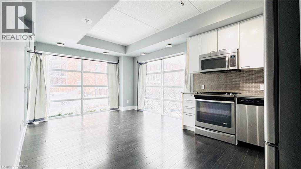 155 ST. LEGER Unit# 107 thumbnail 11