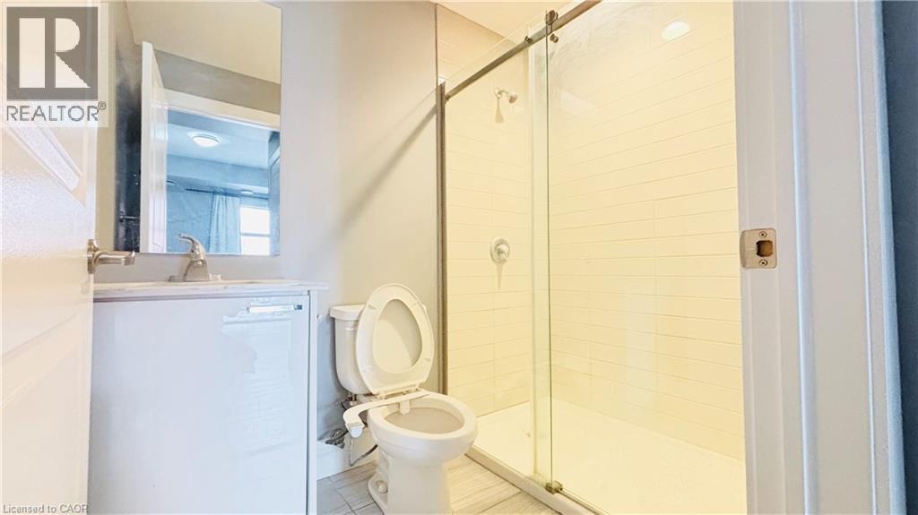 155 ST. LEGER Unit# 107 thumbnail 15