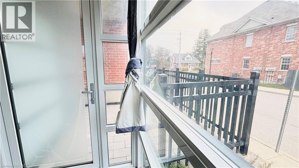 155 ST. LEGER Unit# 107 thumbnail 8