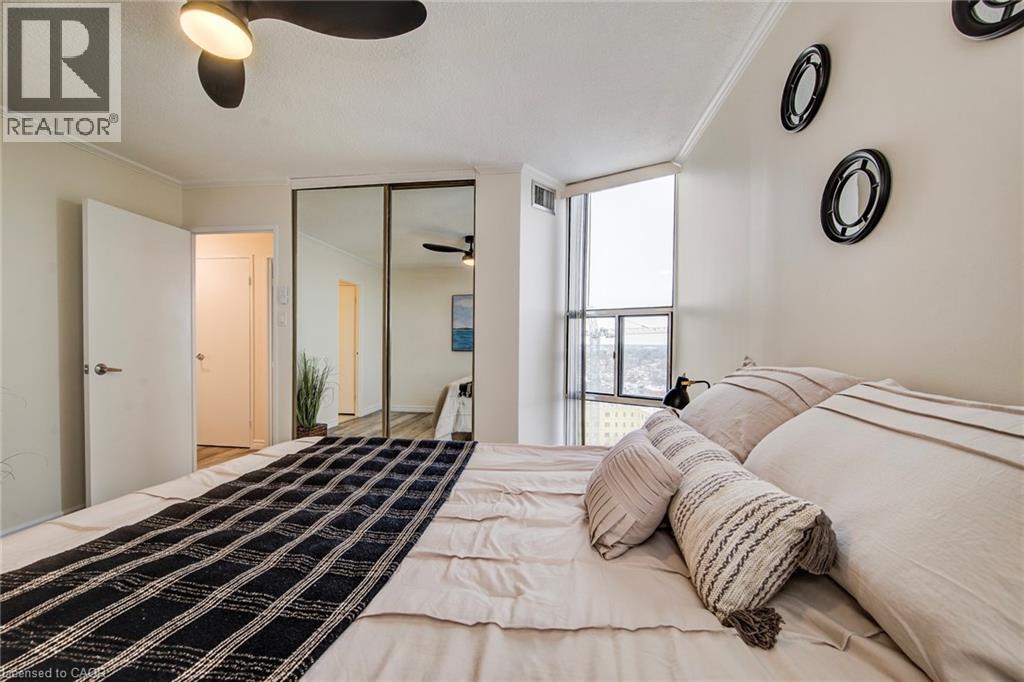 81 CHURCH Street Unit# 1504 thumbnail 26