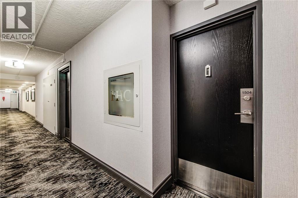 81 CHURCH Street Unit# 1504 thumbnail 31