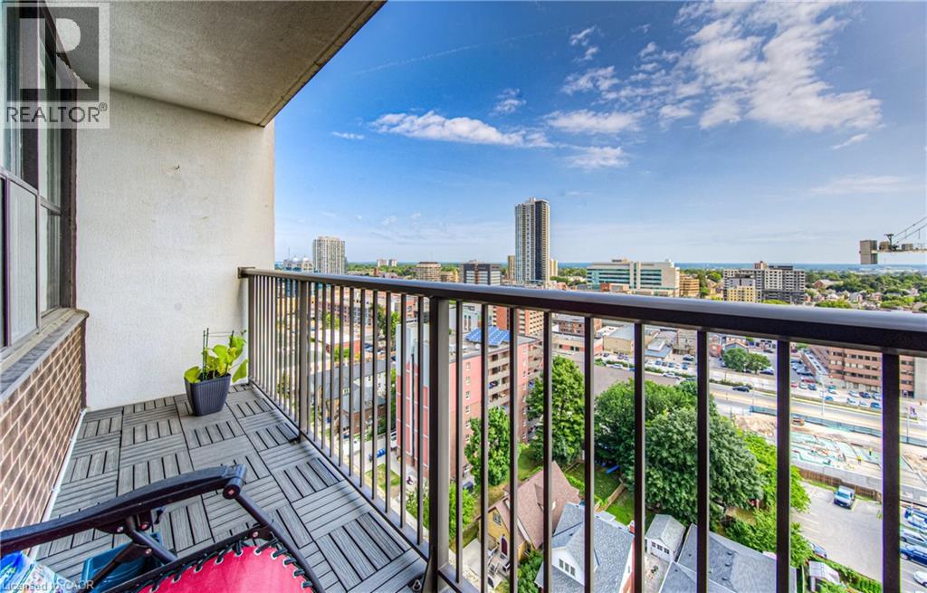 81 CHURCH Street Unit# 1504 thumbnail 34