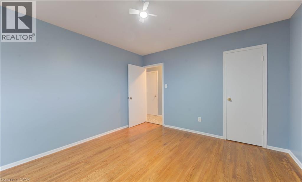 27 MARGARET Avenue N thumbnail 17