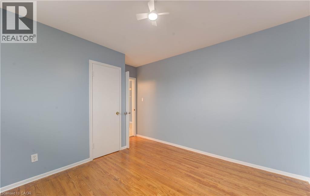 27 MARGARET Avenue N thumbnail 20