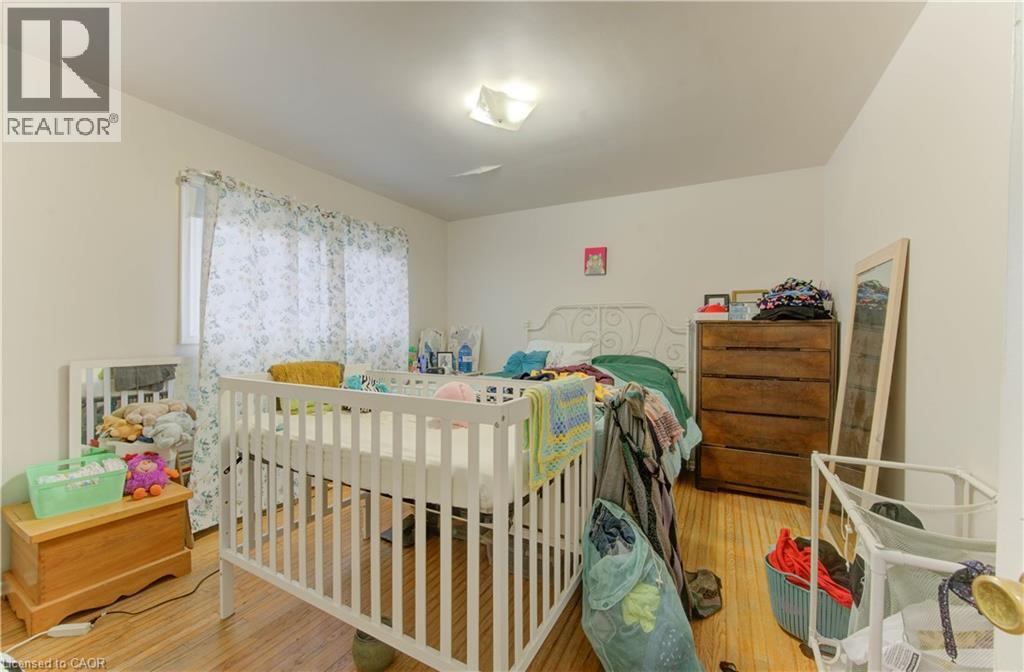 27 MARGARET Avenue N thumbnail 26