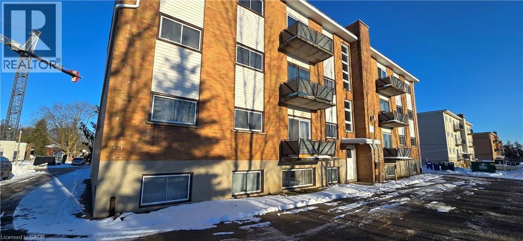 443 HAZEL Street thumbnail 10