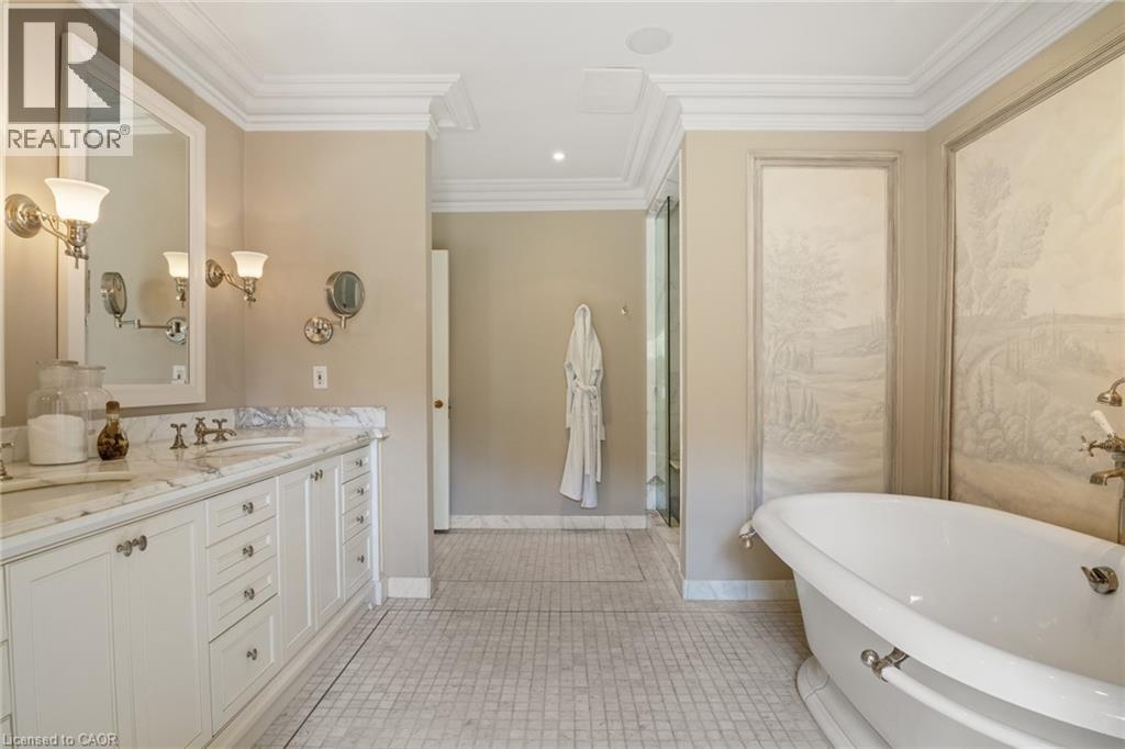 33 SALISBURY Avenue thumbnail 25