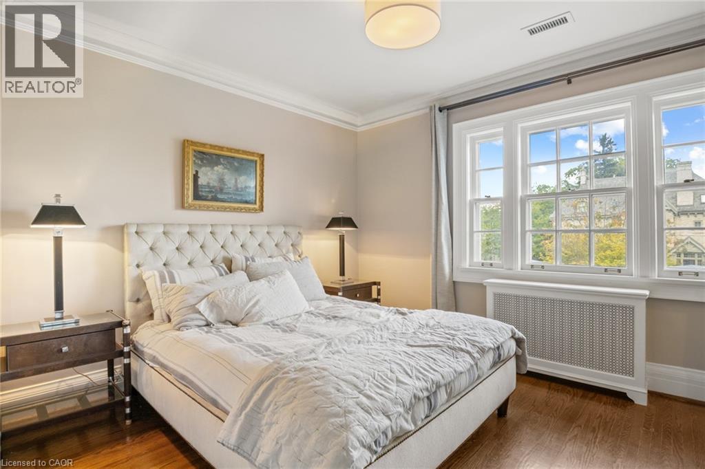 33 SALISBURY Avenue thumbnail 26