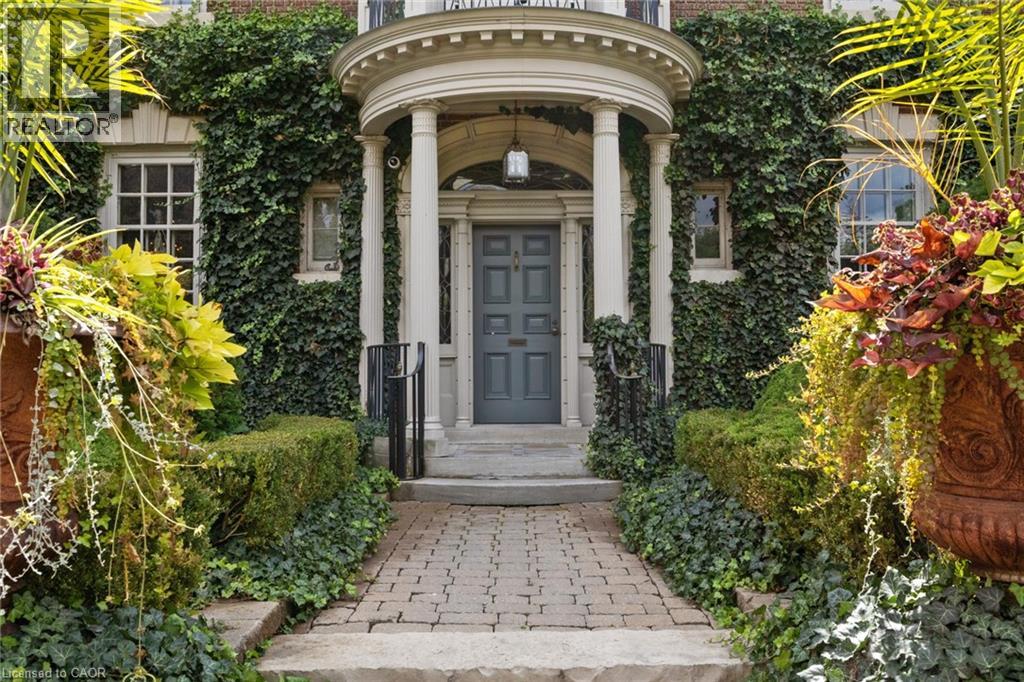 33 SALISBURY Avenue thumbnail 3