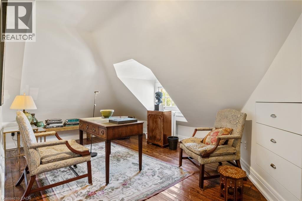 33 SALISBURY Avenue thumbnail 30