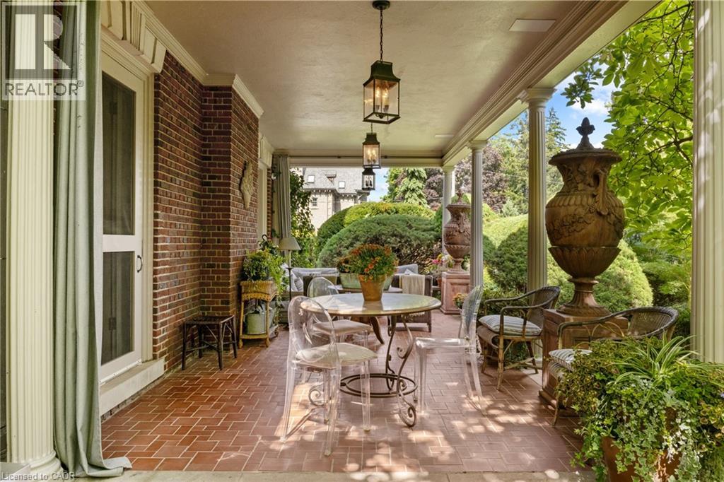 33 SALISBURY Avenue thumbnail 37