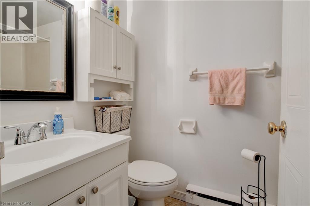 18 HOLBORN Court Unit# 104 thumbnail 16