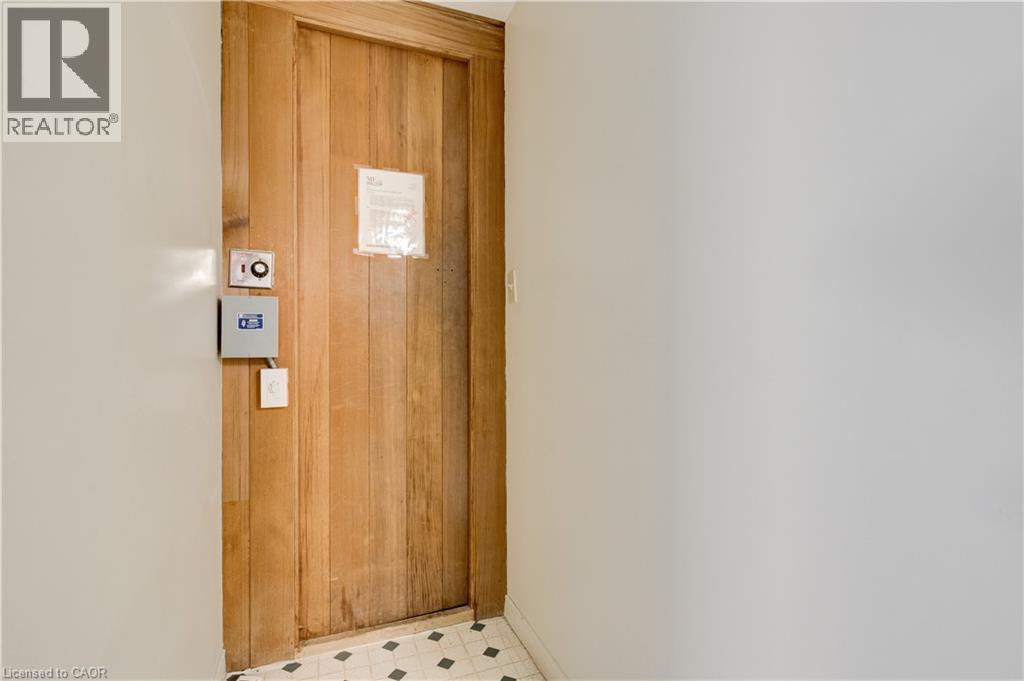 18 HOLBORN Court Unit# 104 thumbnail 3