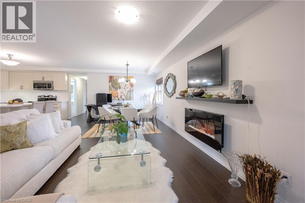 255 MAITLAND Street Unit# 2C thumbnail 14